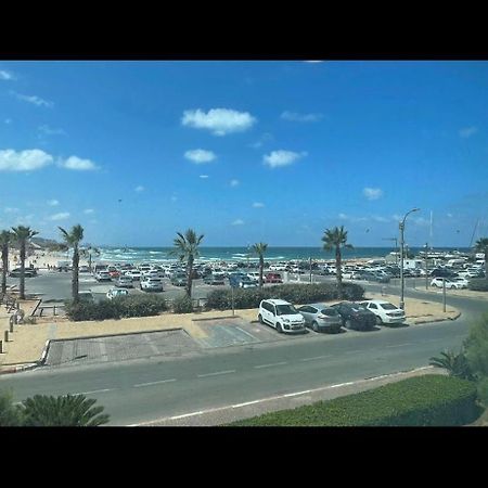 Oceanus Apartment Hotel Herzelia Εξωτερικό φωτογραφία