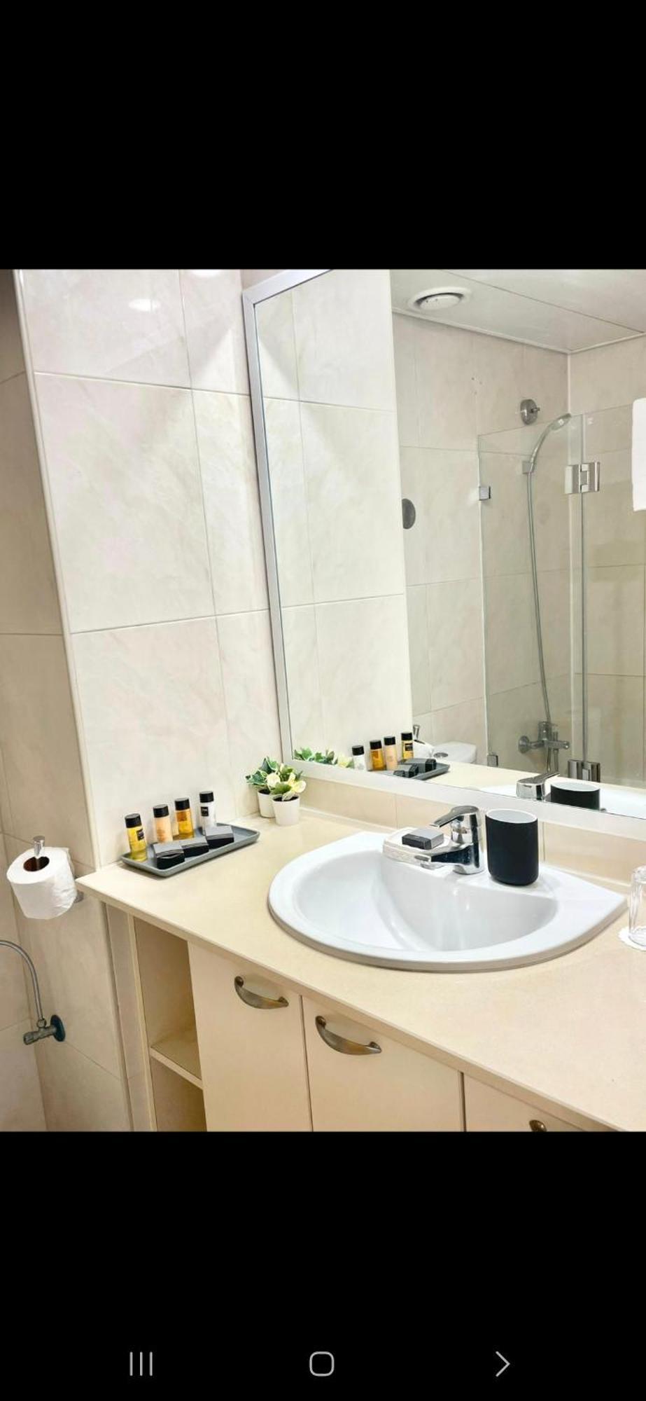 Oceanus Apartment Hotel Herzelia Εξωτερικό φωτογραφία